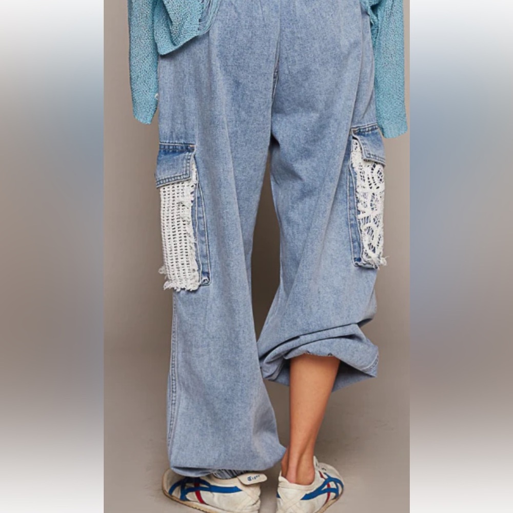 NEW! POL Kalispell Crochet Pockets 💕Sz. Large
Color: Denim - Picture 3 of 6